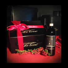 Carica l'immagine nel visualizzatore di Gallery, Regali: Total Black Lucido da 6 Bottiglie