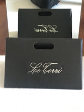 Carica l'immagine nel visualizzatore di Gallery, Il Triangolo